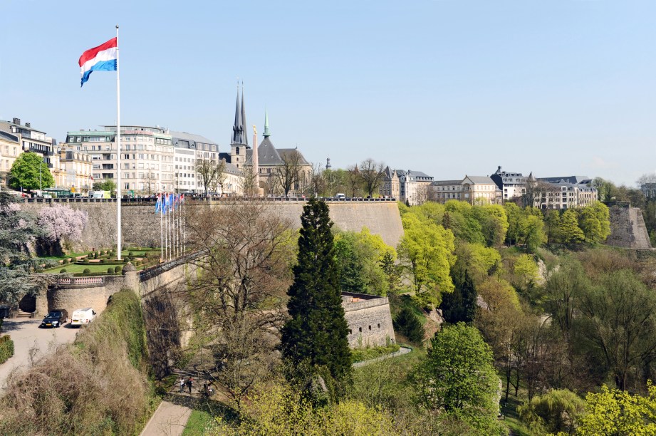 Luxemburgo é o lugar com menos escravos no mundo: estima-se que esse número não passe de 100 - ou seja, 0,01% da população. Em termos proporcionais, o país empata com Espanha, Canadá, Australia, Bélgica, Suécia, Suíça, Aústria, Dinamarca, Noruega, Irlanda e Nova Zelândia.