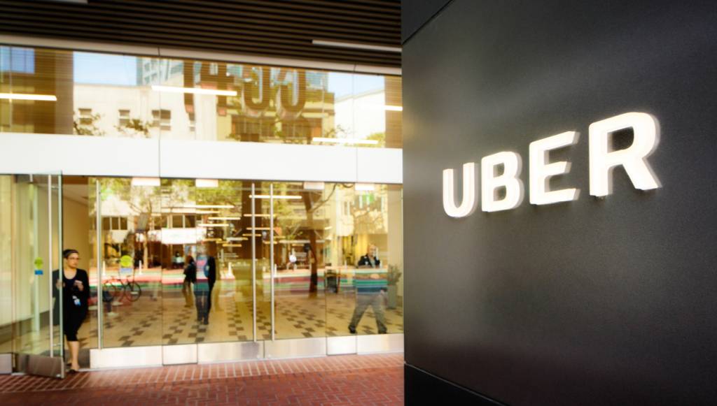 Nos EUA, motoristas do Uber ganham pouco mais que o salário mínimo