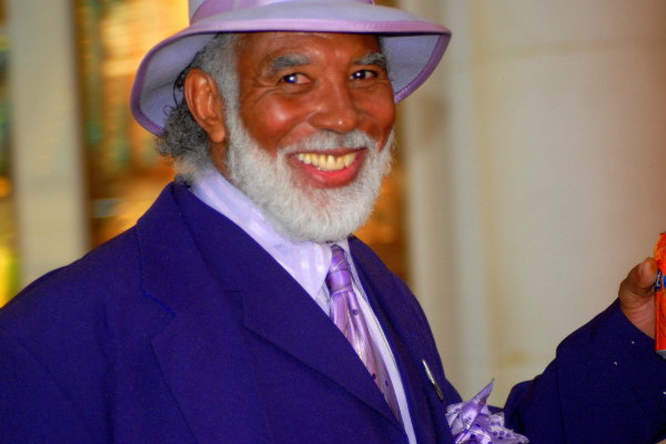 Roupas coloridas ajudam você a ser promovido