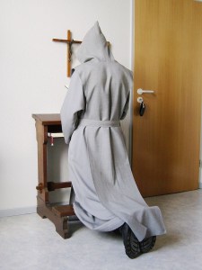 trappist_praying_2007-08-20_dti trappist_praying_2007-08-20_dti