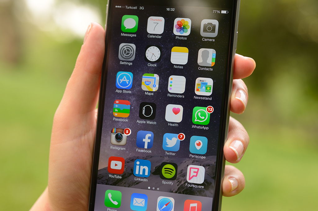 Desligar as notificações do celular por um dia muda seu cérebro por anos