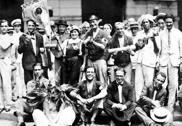 Há 100 anos, mesmo oficialmente em guerra, Brasil teve Carnaval