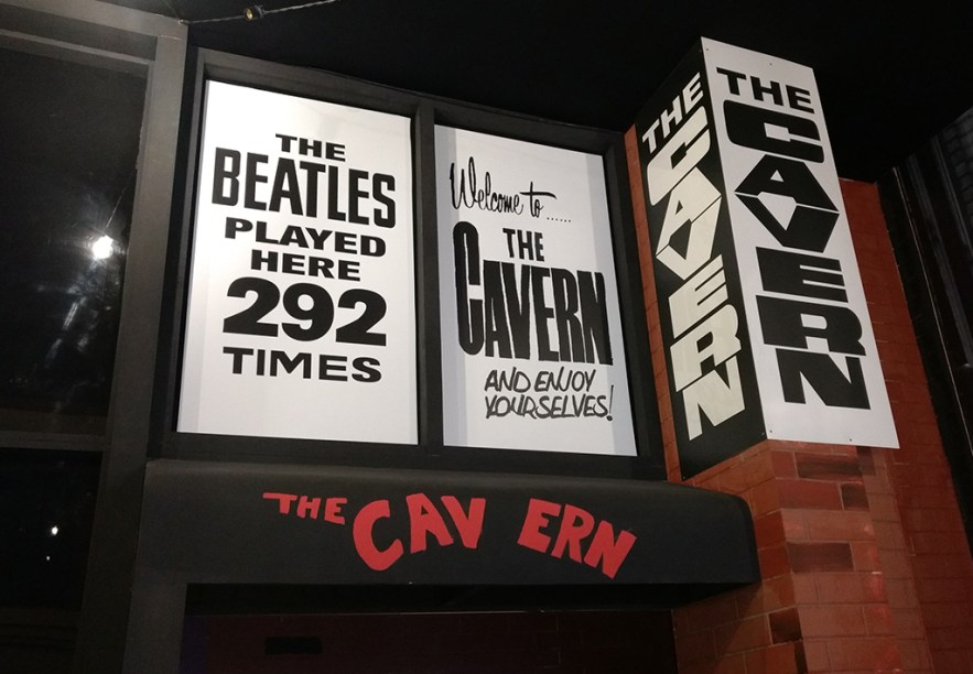 Reprodução da fachada do Cavern Club