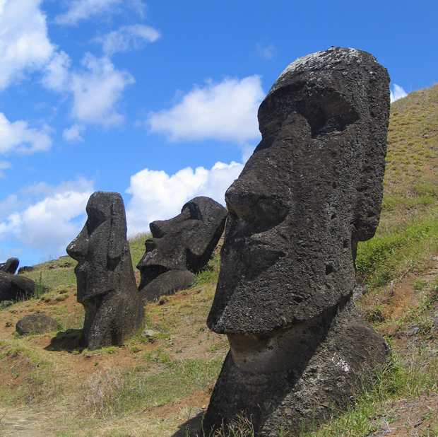 ilha-de-pascoa-estatua