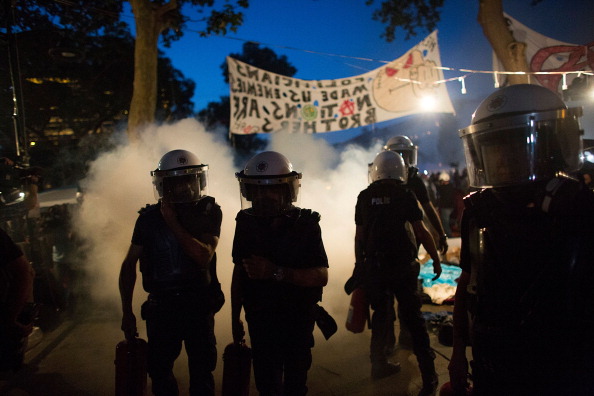 O que são bombas de efeito moral?
