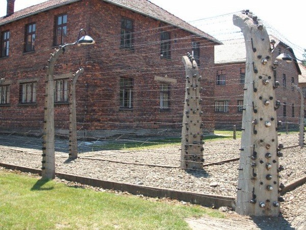 Auschwitz2