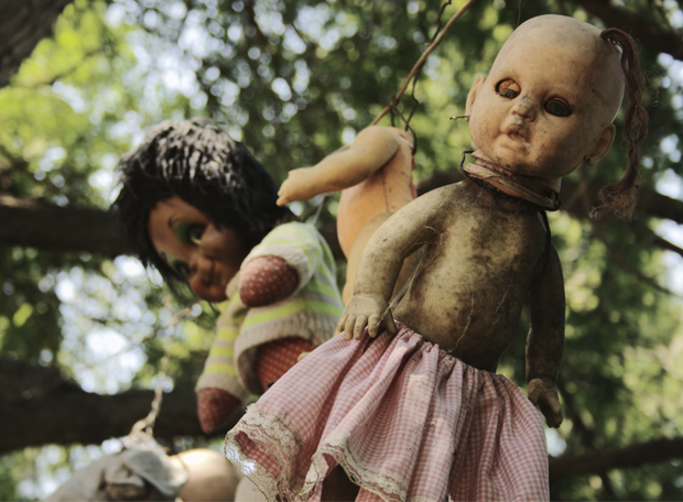 LUGARES SINISTROS 04 LUGARES SINISTROS 04