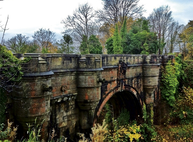 LUGARES SINISTROS 05 LUGARES SINISTROS 05