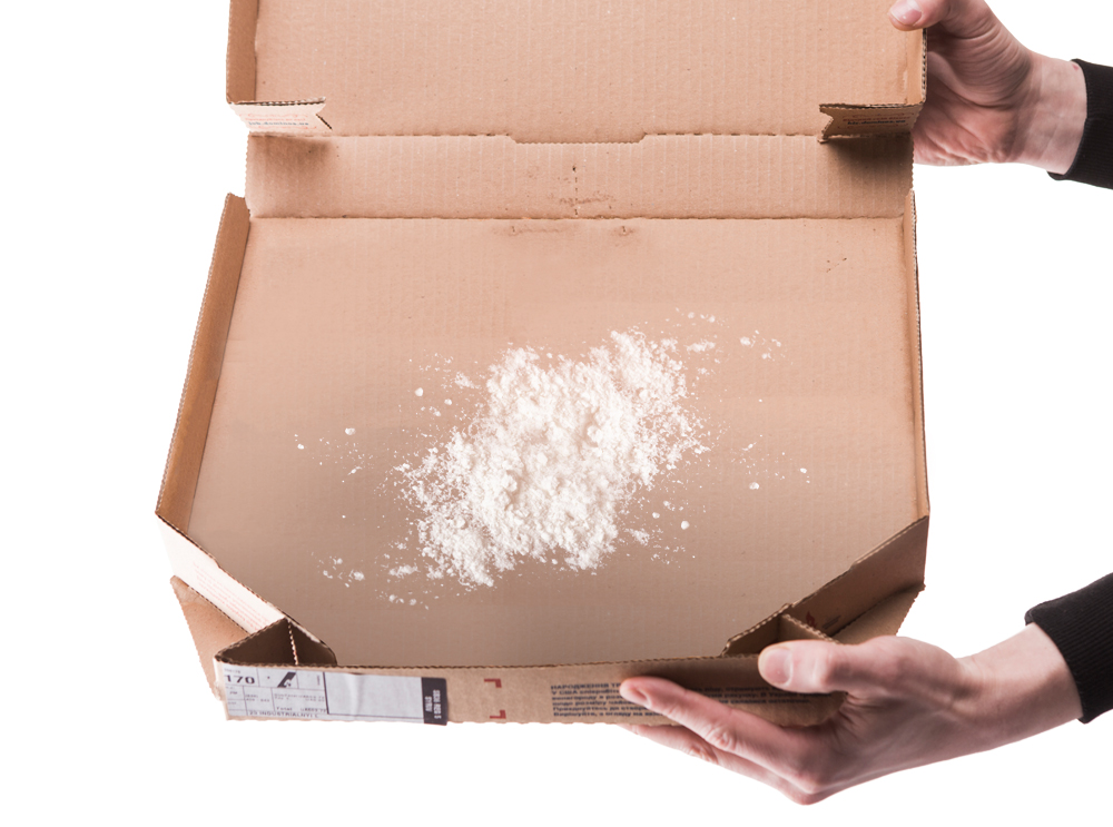 Brasileiro recebe cocaína em casa mais rápido que pizza, diz pesquisa