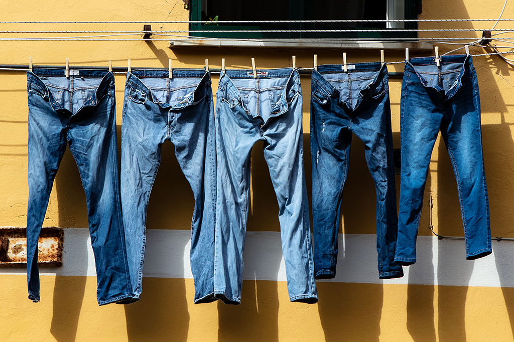 Por que calça se bota e bota se calça?