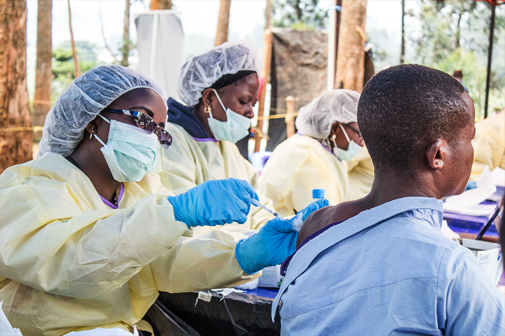 RD Congo volta a ter casos de ebola dias antes de declarar fim da epidemia