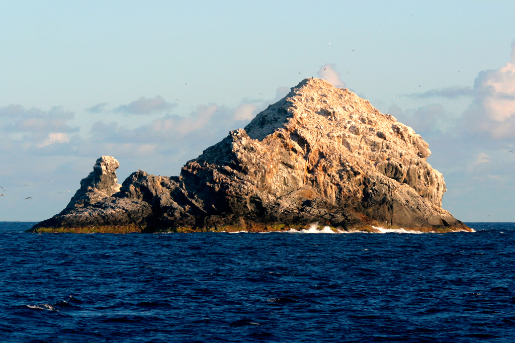 Esse é o maior vulcão do mundo – mesmo não parecendo