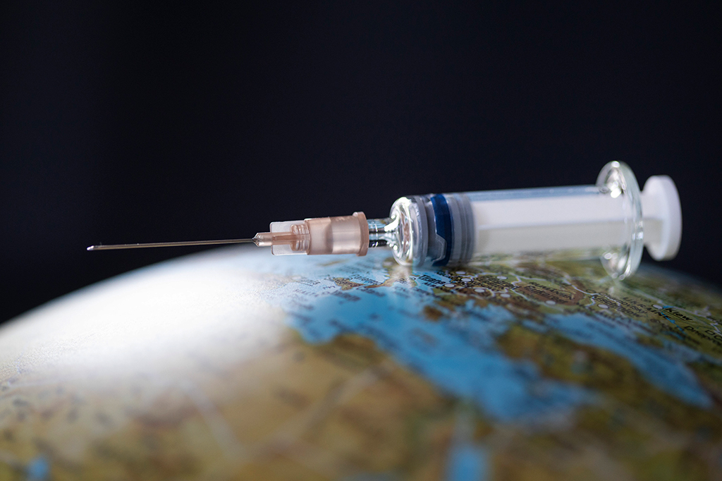 20% dos americanos dizem que não irão tomar a vacina contra covid-19