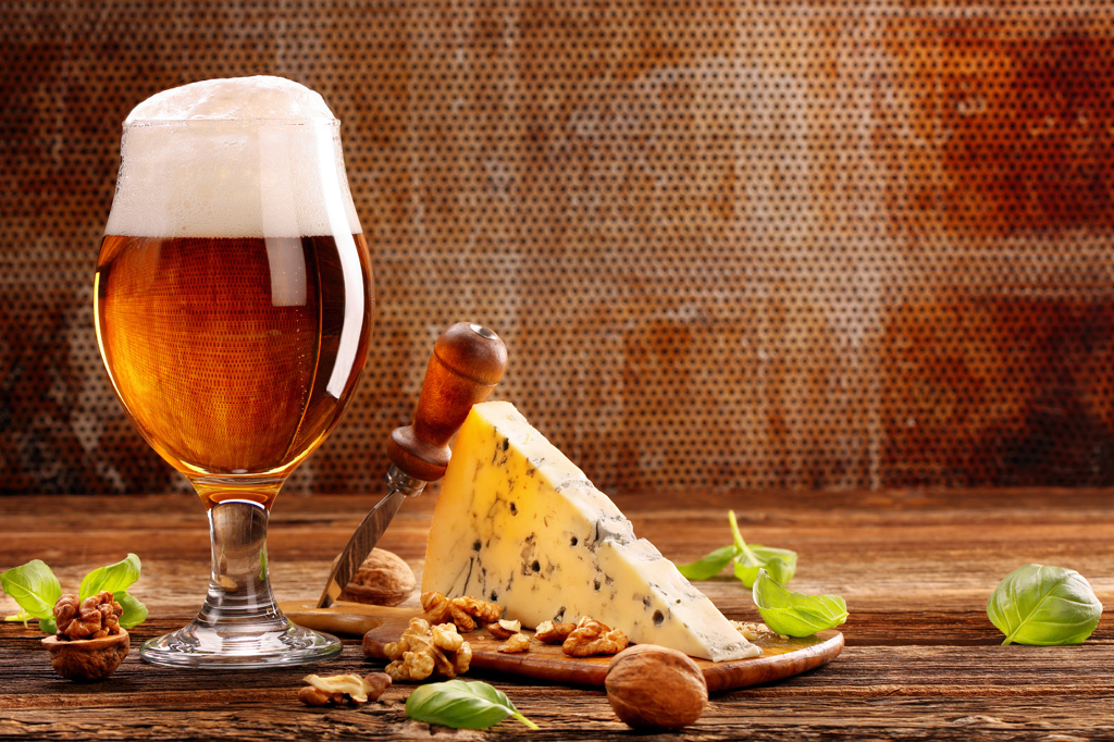 <strong>A maior versatilidade da cerveja se deve à ilimitada combinação de ingredientes e processos possível na criação de uma receita cervejeira.</strong>