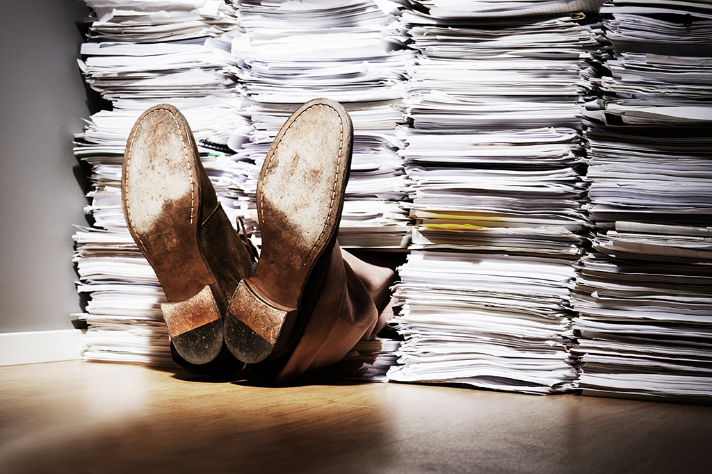 Trabalho excessivo causa 745 mil mortes por ano, indica estudo da OMS