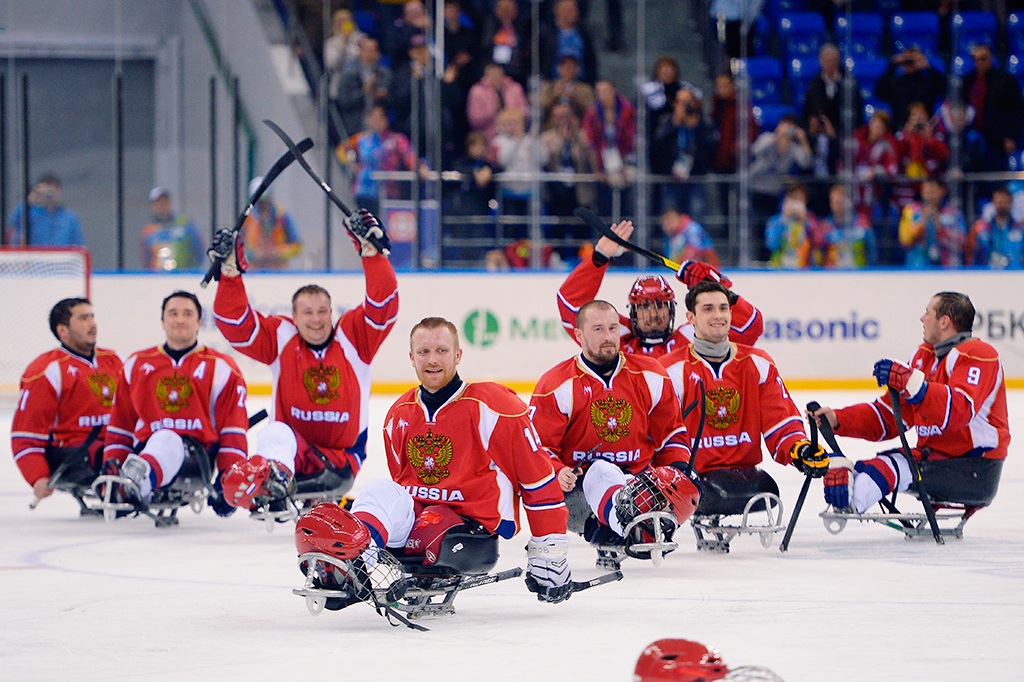 Time russo de hóquei no gelo nos Jogos Paralímpicos de Inverno de 2014.