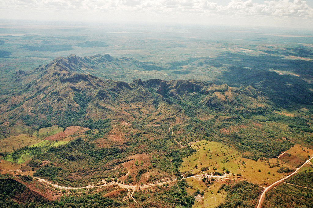 Deriva Continental Por que a Terra não é cheia de crateras, como a Lua 6 .