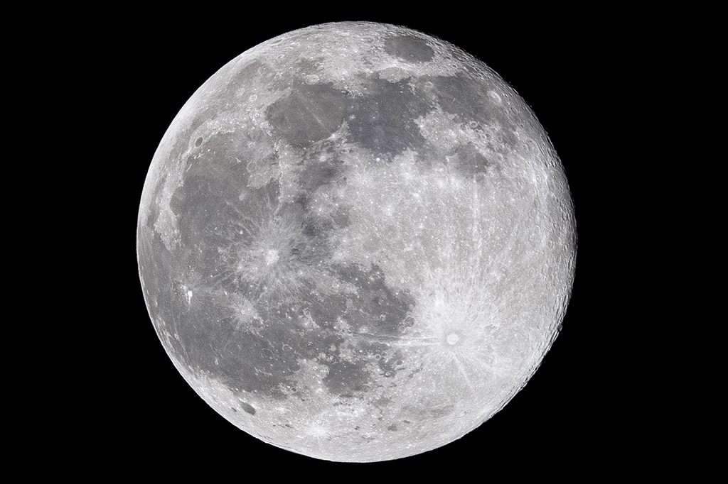 Cientistas da China criam mapa da Lua mais detalhado até agora