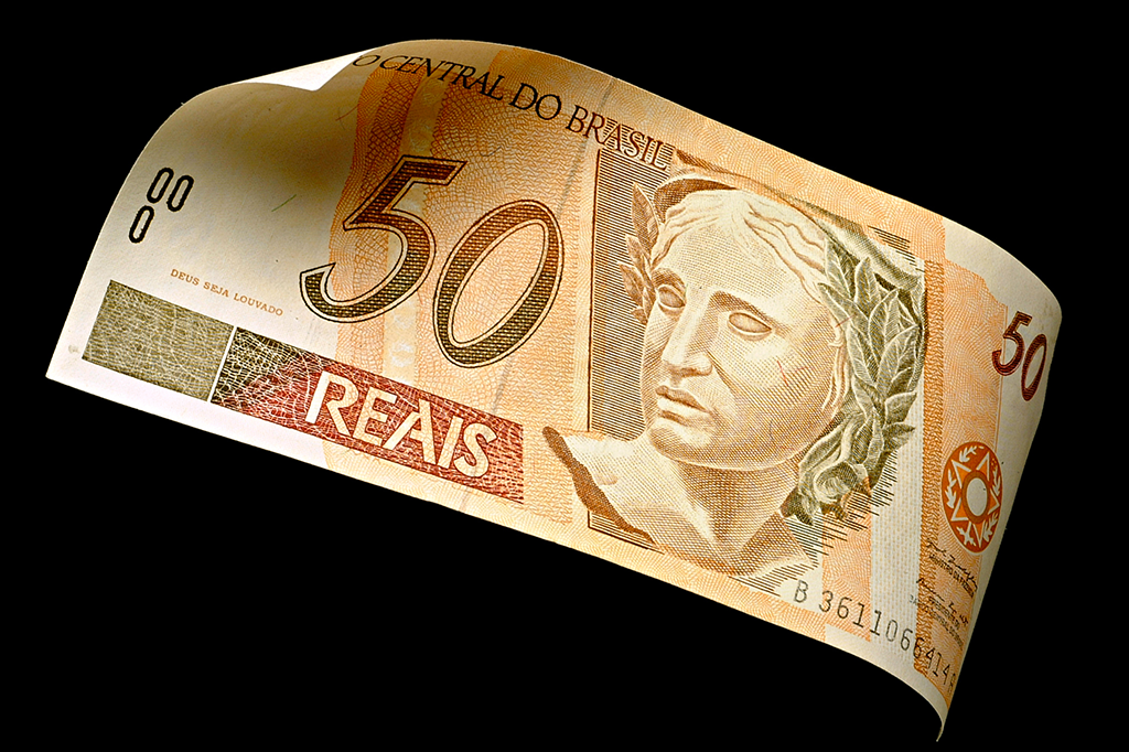 Uma nota de R$ 50 pode voltar a ter o poder de compra que já teve?