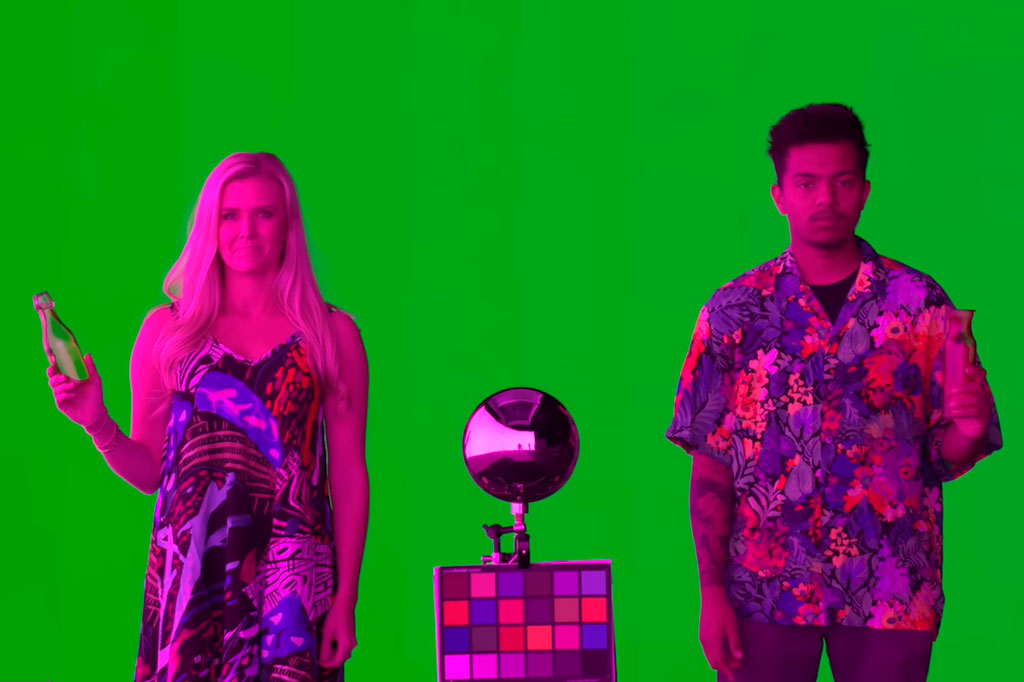 Netflix usa luz magenta para melhorar suas cenas com tela verde