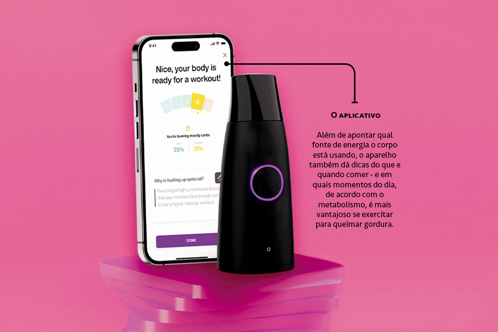 Imagem de um celular mostrando o aplicativo e o produto de leitor metabólico Lumen.