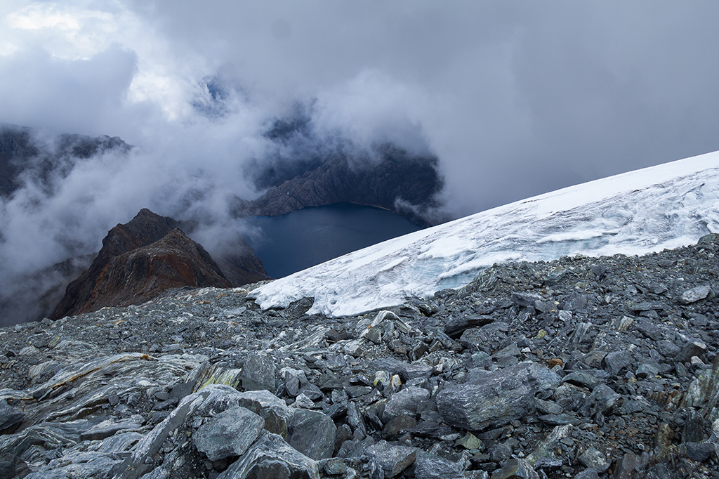 Foto do estoque do Glaciar La Corona, último glaciar de pé na Venezuela.
