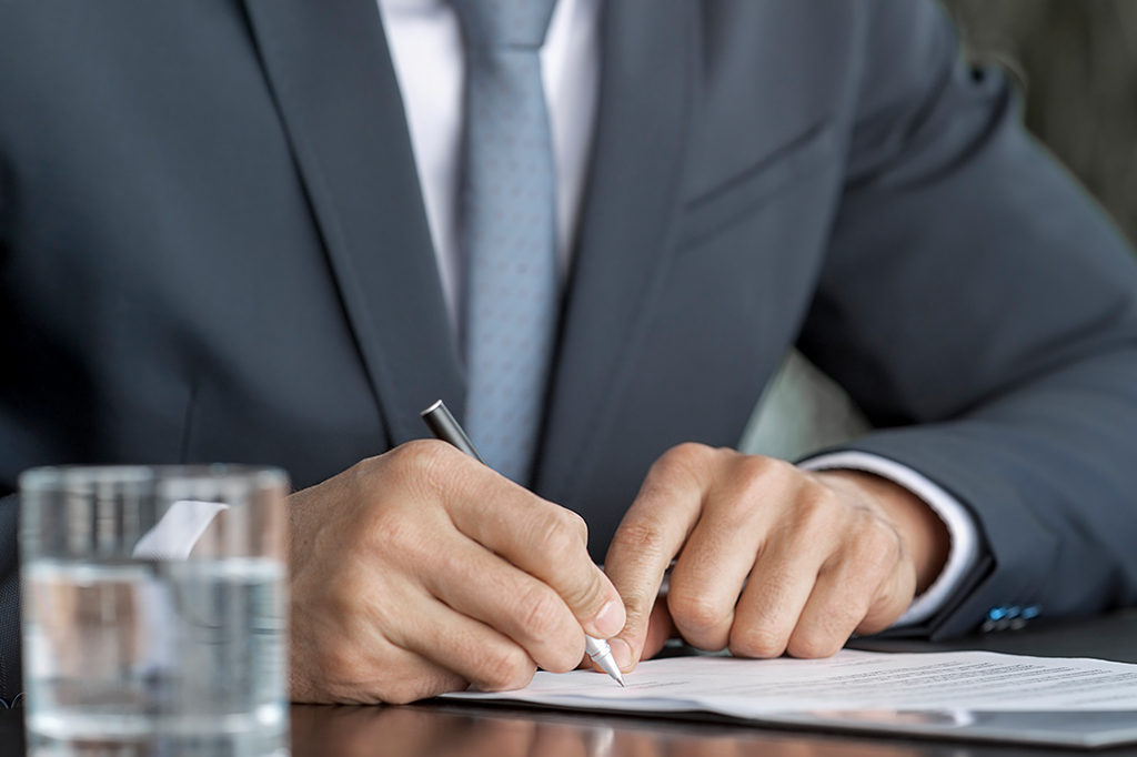 Advogados escrevem mal? Estudo do MIT tenta desvendar o juridiquês