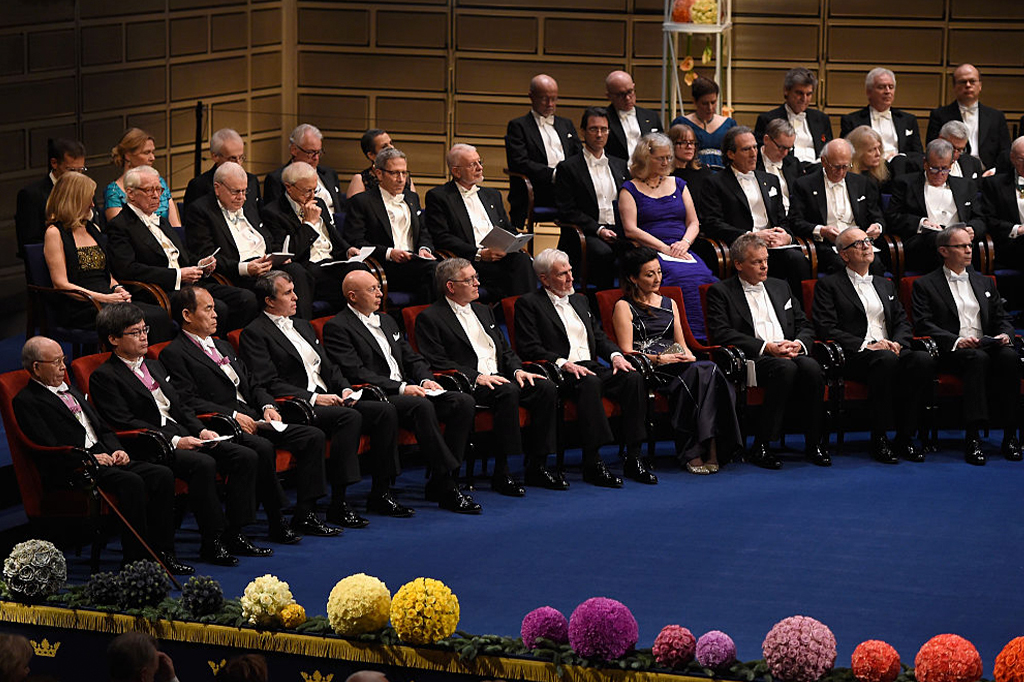 Origem, networking e ser homem são decisivos para ganhar um Nobel