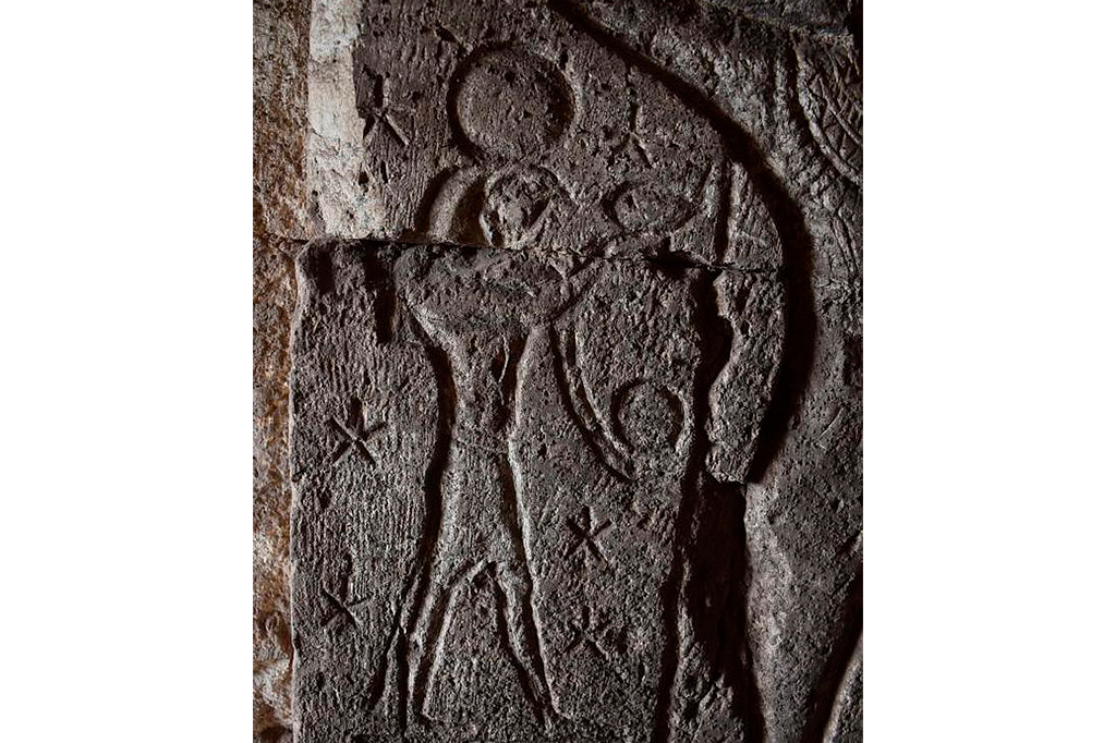 Foto da uma representa&ccedil;&atilde;o muito rara: um decanato (estrela que permite medir o tempo &agrave; noite) com cabe&ccedil;a de falc&atilde;o.