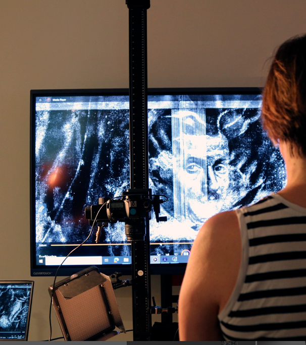 Visualização aprimorada de um retrato subjacente de Ticiano que ele pintou para se tornar Ecce Homo usando dados científicos.
