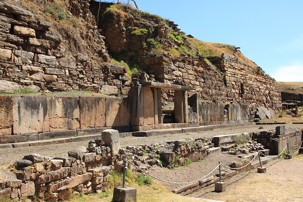 Antiga sociedade dos Andes usava alucinógenos para manter a hierarquia social