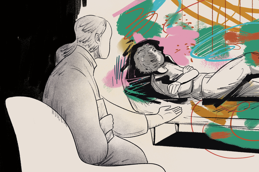 Ilustra&ccedil;&atilde;o de uma garota deitada num div&atilde;, de bra&ccedil;os cruzados, acompanhada de um psic&oacute;logo. Ao redor, v&ecirc;-se alguns rabiscos coloridos.