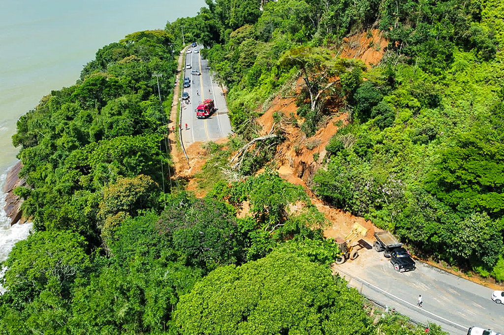Seca nos rios da Amazônia, chuva recorde em São Paulo, ciclones no Sul: pesquisa explica em detalhes a onda de eventos extremos que varreu o Brasil em 2023