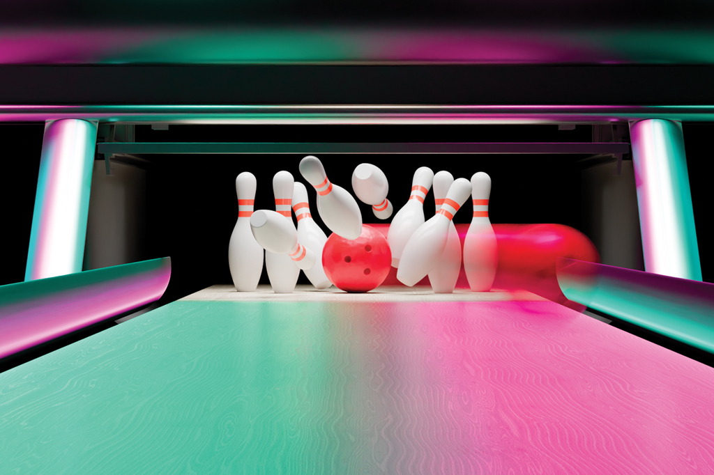 Imagem de uma pista de boliche. V&ecirc;-se dez pinos sendo derrubados por uma bola.
