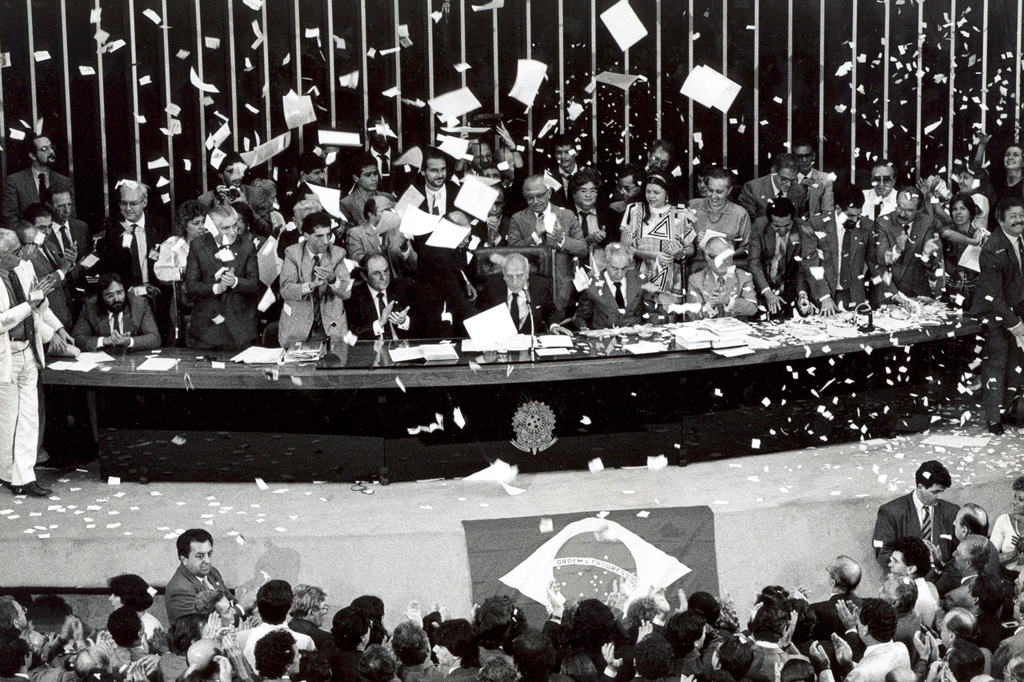 SI_484_Oráculo_Constituição