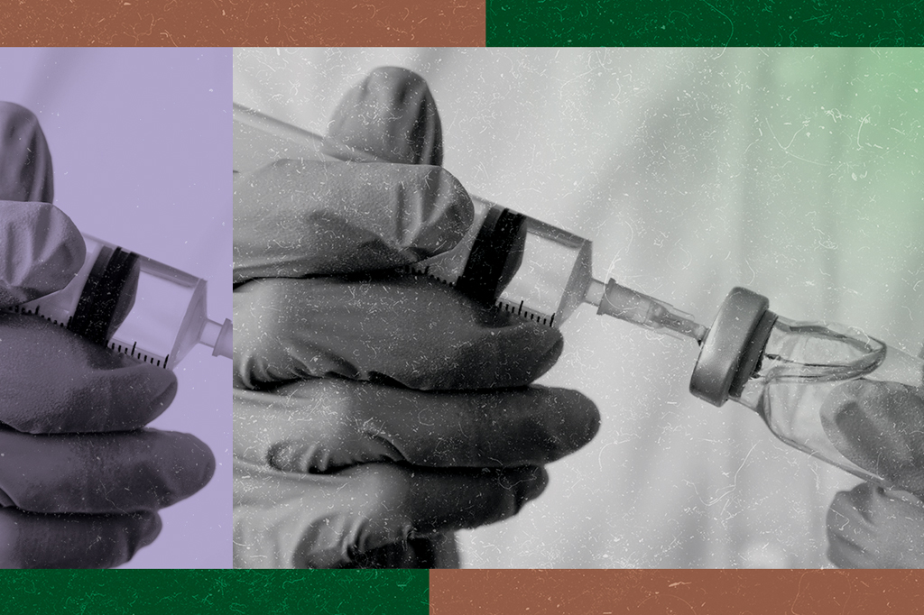 Imagem de uma mão segurando uma seringa e uma ampola.